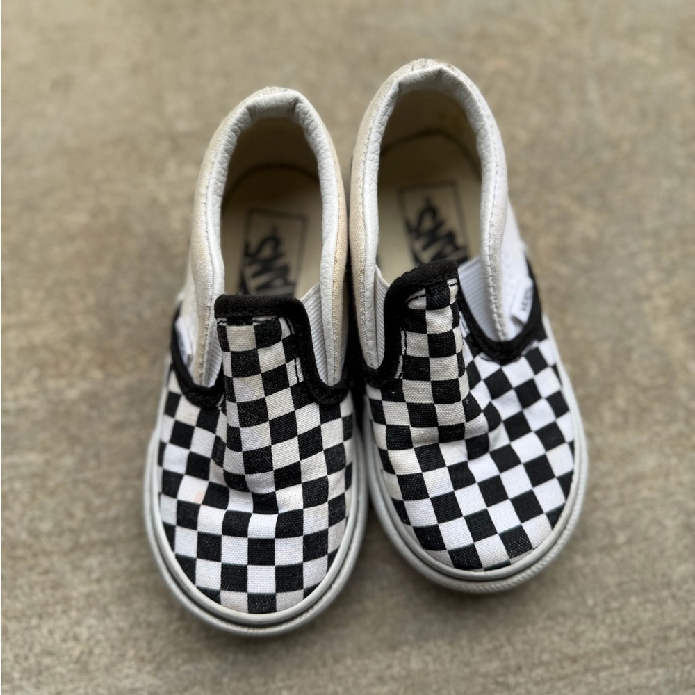 Vans Kids Classic Slip-On Checkerboard Shoe - Black/White size 7 toddler